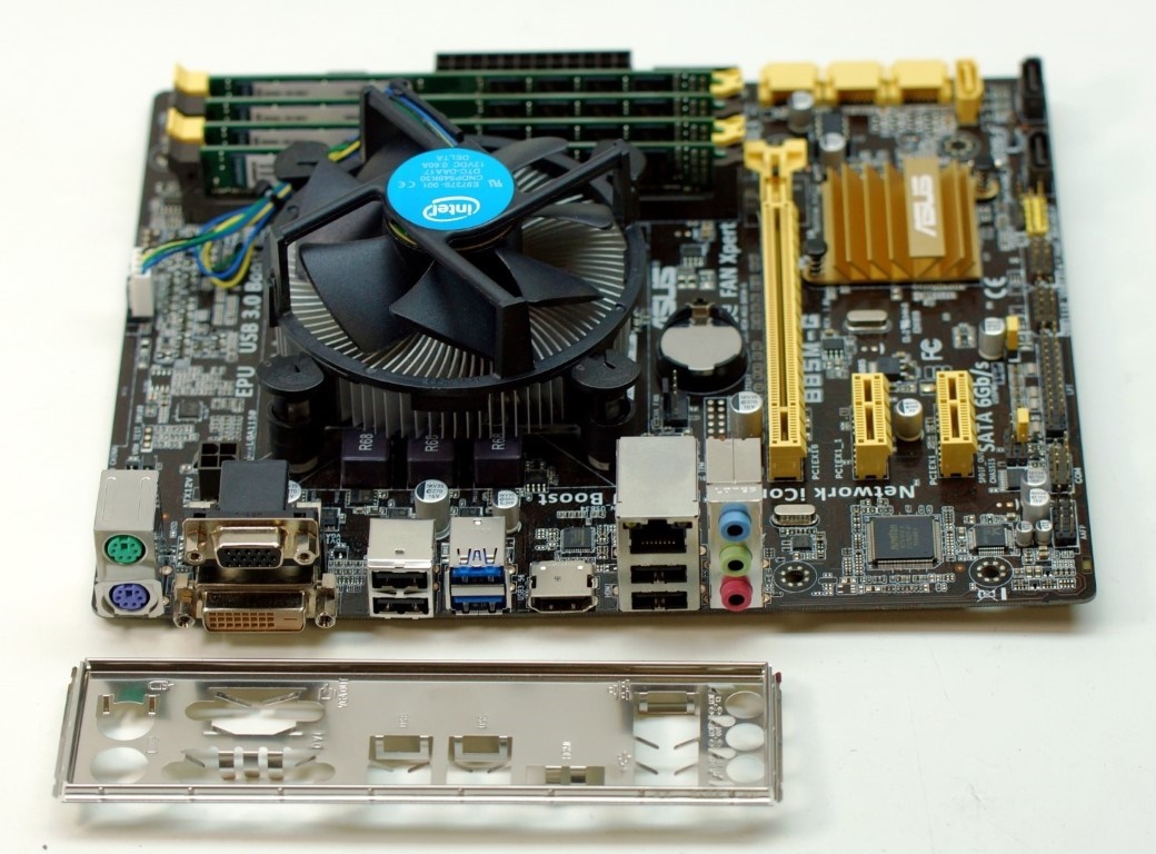 ASUS B85M-G + i7-4790 + 16GB DDR3 + Cooler