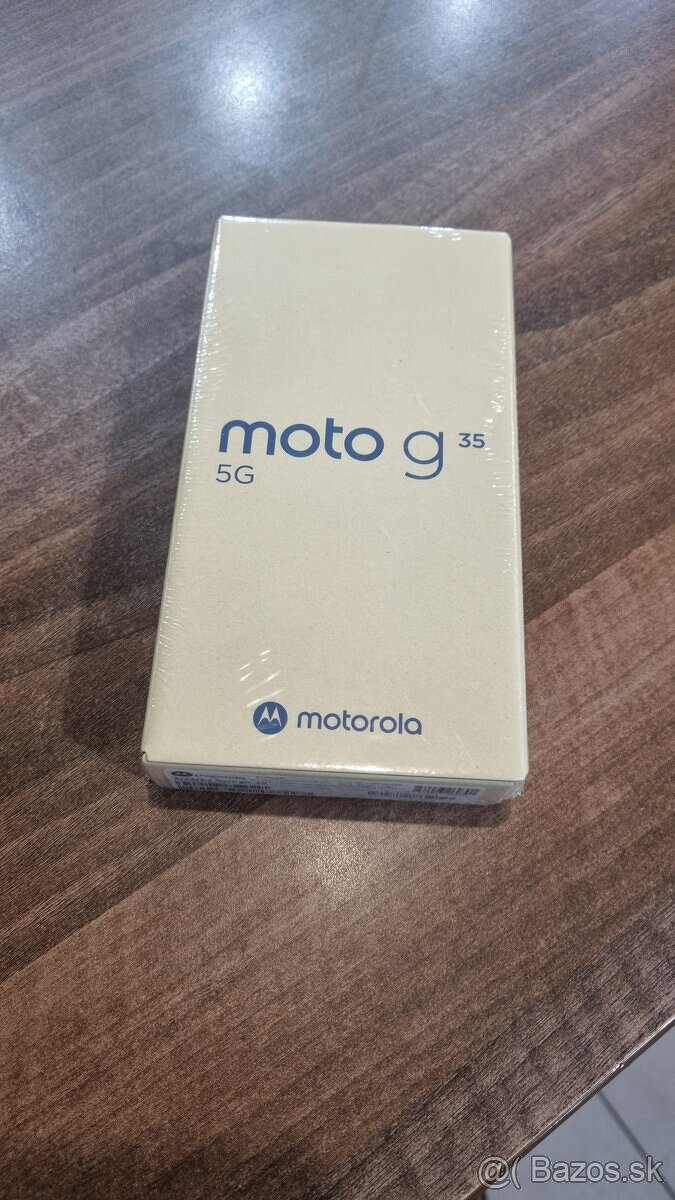 Motorola Moto G35 5G 4/128GB,black,nepoužitý