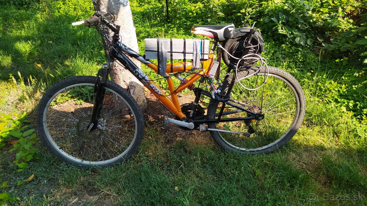 Predám celoodpružený elektrobicykel, nabíjačka.