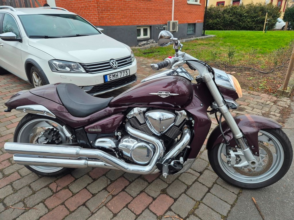 14000 km suzuki intruder vzr 1800R 125 ps vance