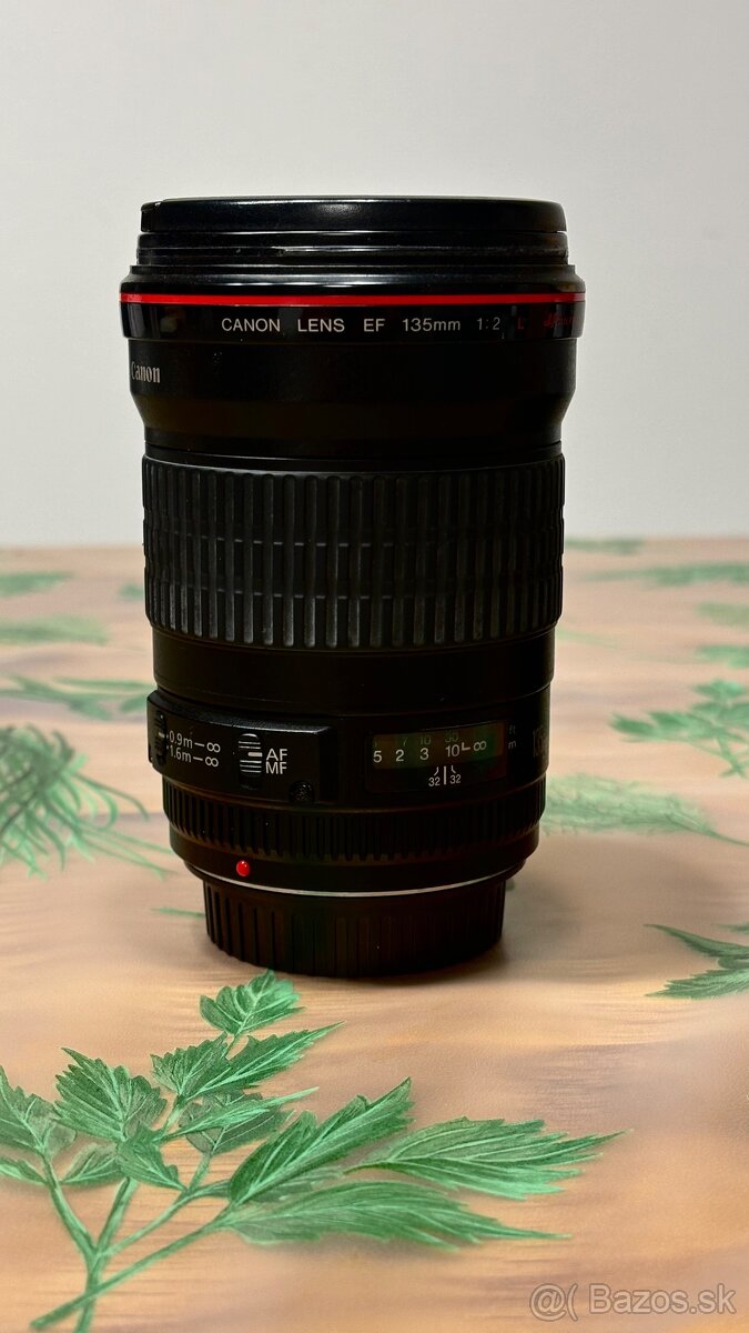 Canon EF 135mm f/2.0