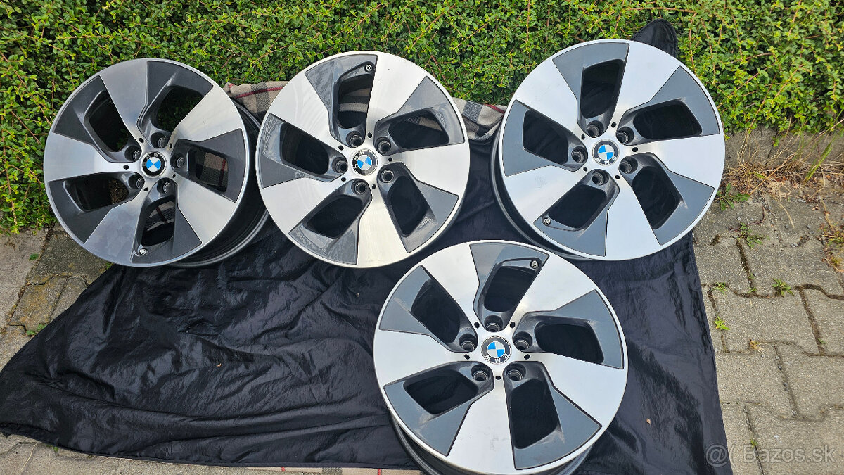 OEM aerodynbamické BMW 5 G30/G31 ELEKTRONY 5x112 R17