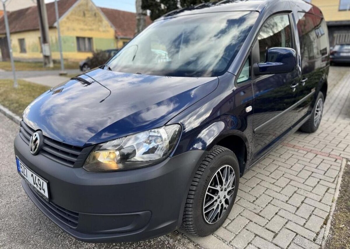 Volkswagen Caddy 1,6 TDI TAŽNÉ nafta manuál 75 kw