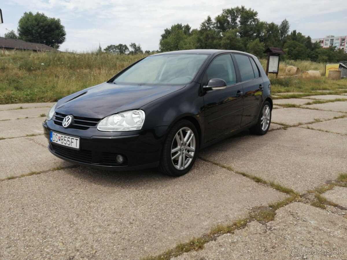 Golf V 1.4 FSI 164700km