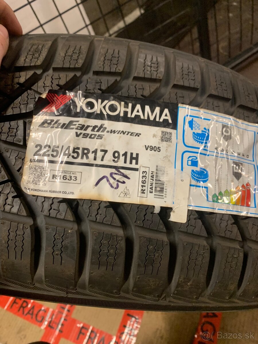 Yokohama blue earth v905 225/45R17