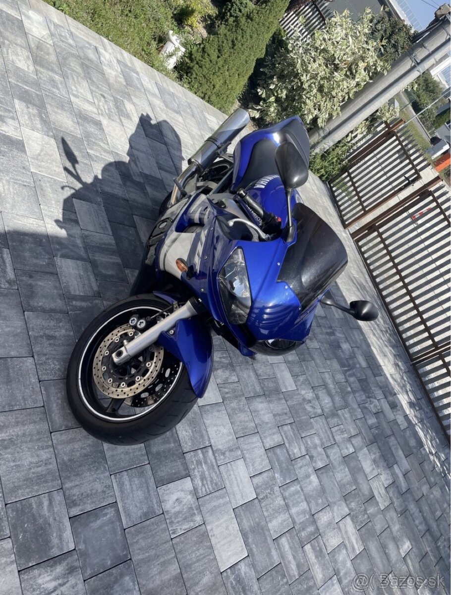 Predam Yamaha YZF-R6