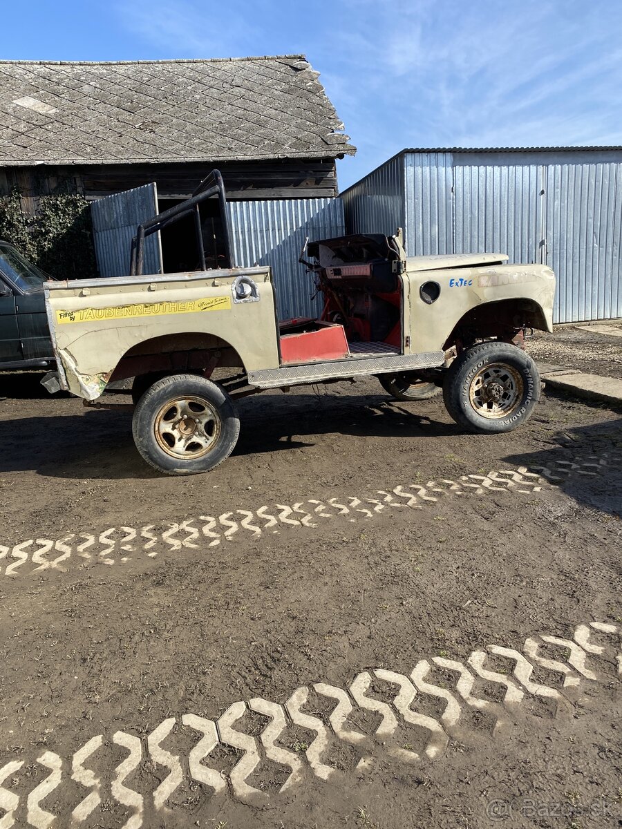 Predam karosériu a ram/ šasi Land rover serie 3 88ich