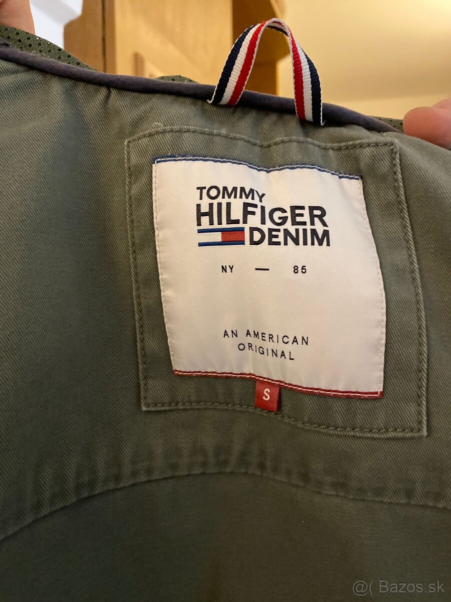 Tommy Hilfiger bunda