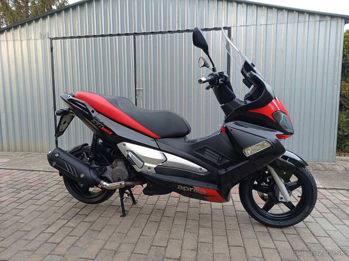 Aprilia SR 125 i