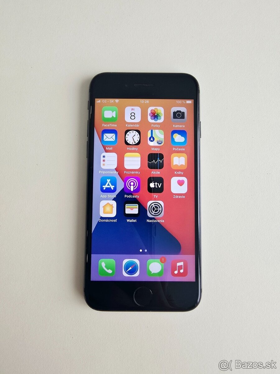 Apple iPhone 8 64Gb ,Nová baterka 100%  TOP stav