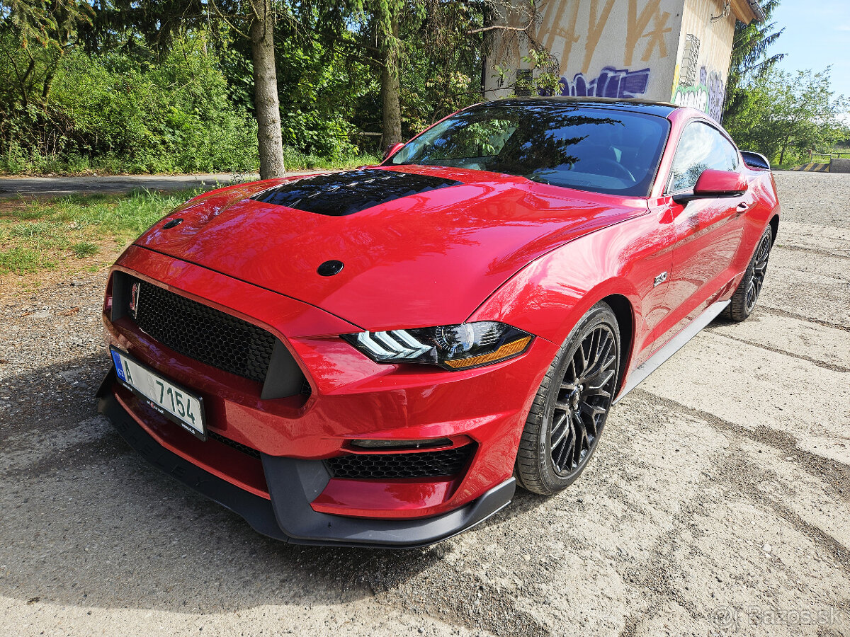 Ford Mustang GT 5.0L Premium 2020 - ZIMNÁ CENA