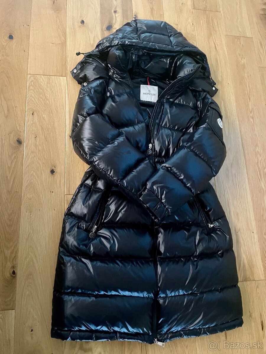 Bunda Moncler