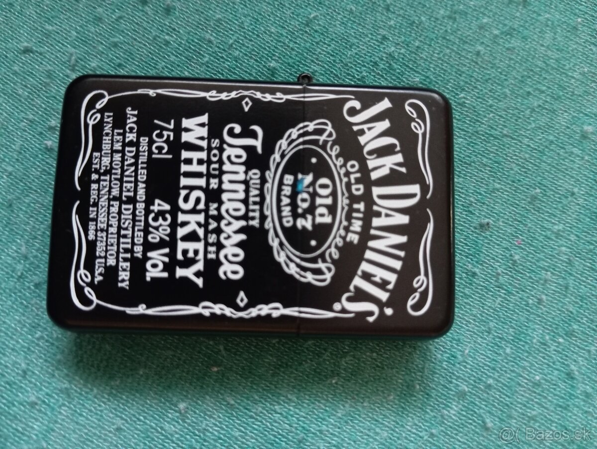 Benzínový zapaľovač Jack Daniels