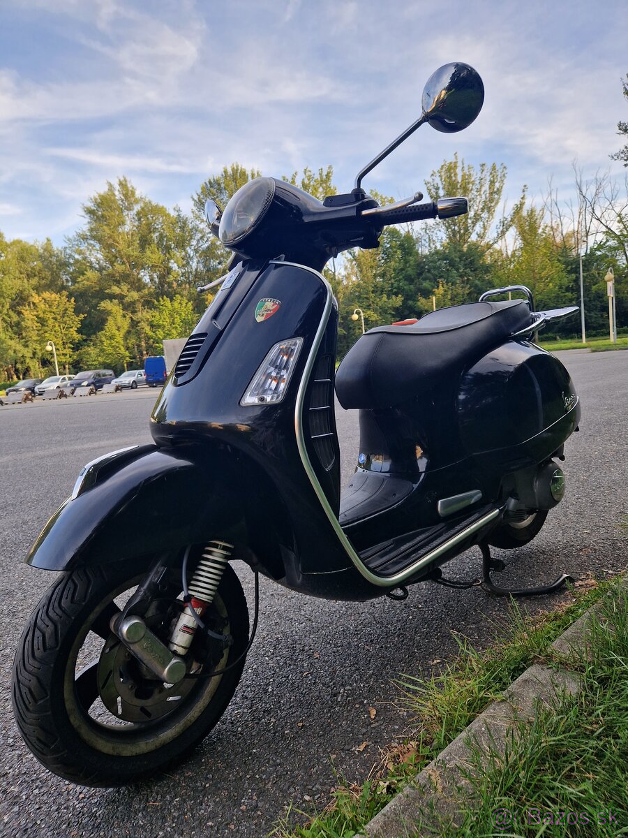 Vespa GTS 300 i.e SUPER - nejlevnější nabídka na internetu