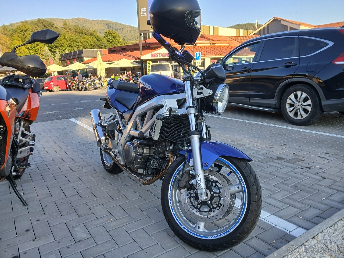 Suzuki SV650N