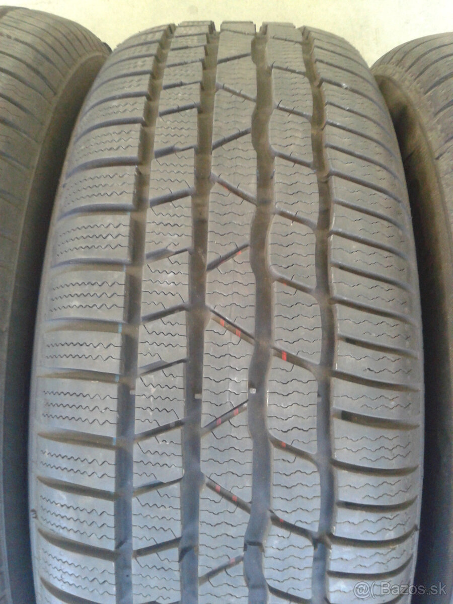 4ks zimne 215/60 R16 99H CONTINENTAL