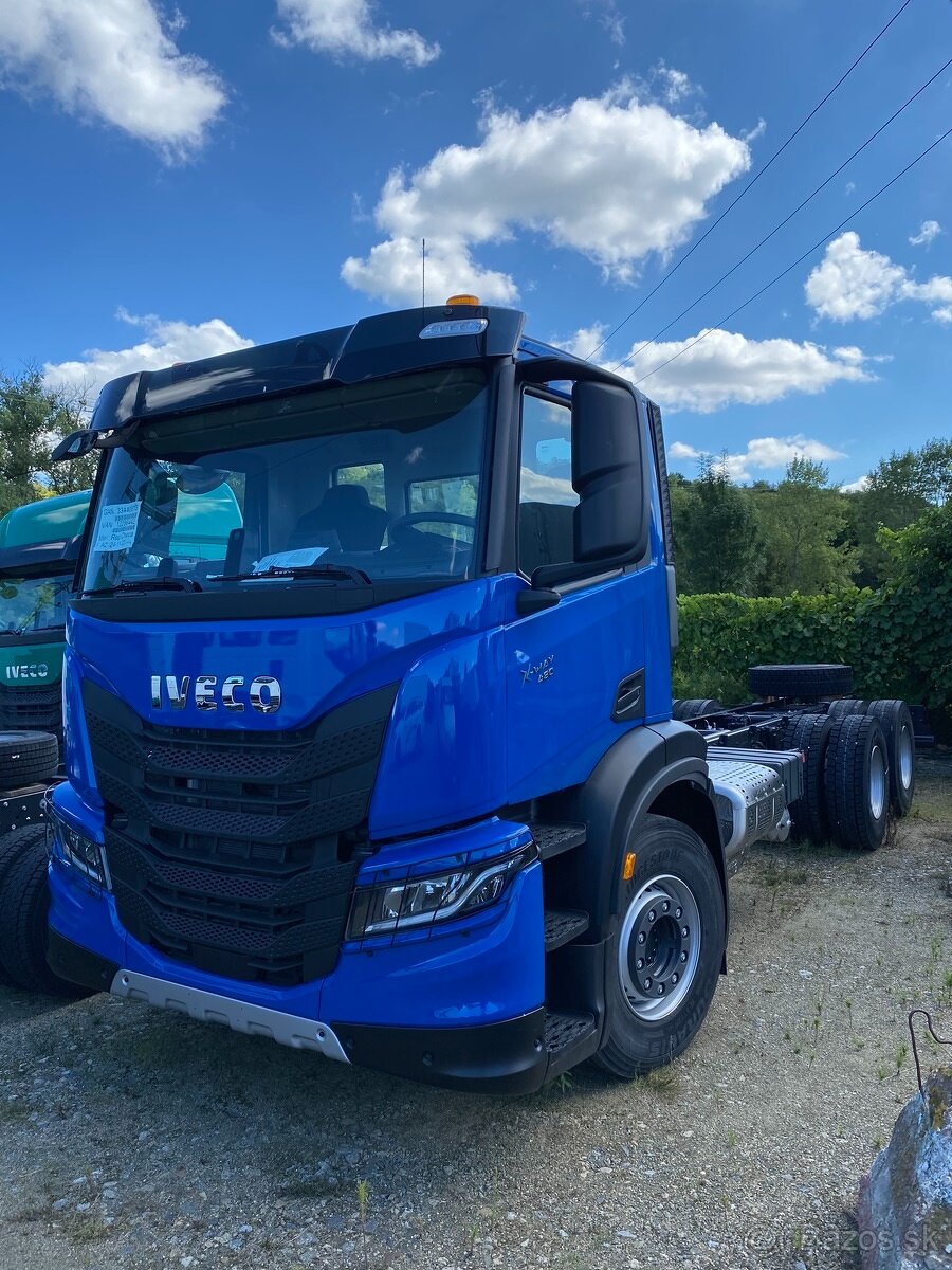 Iveco X-WAY 6x2 podvozek 480 koní