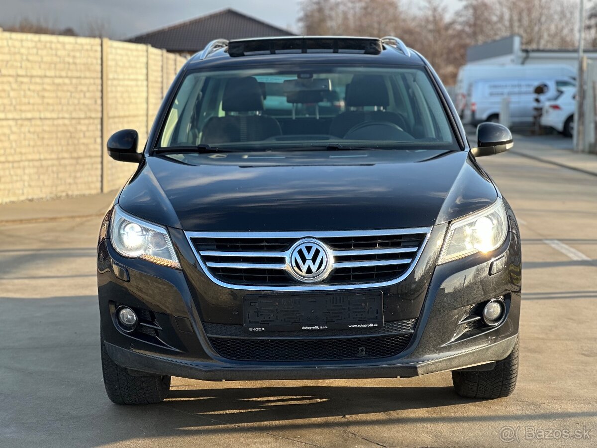 VW Tiguan 2.0TDi 103kW CR 4x4, 180. tis km, panorama, ťažné