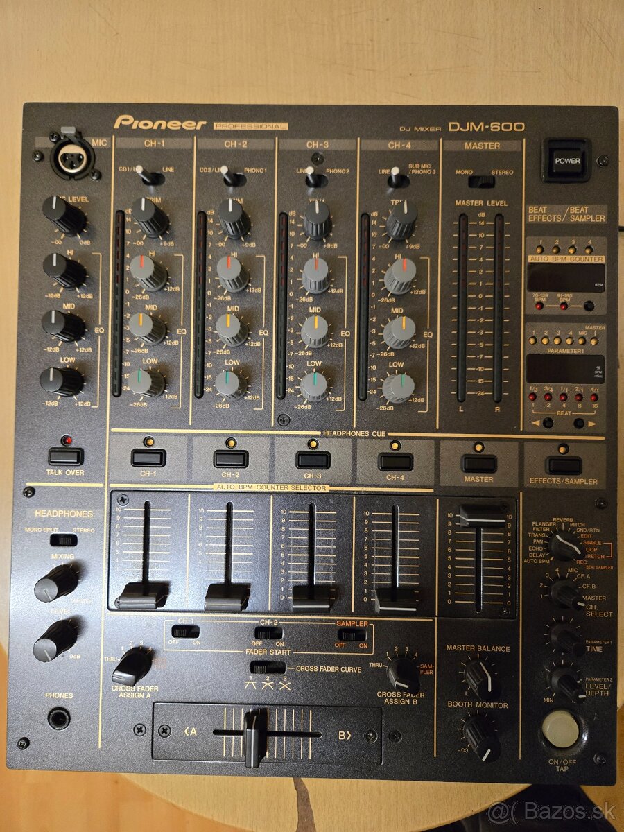 Pioneer djm 600