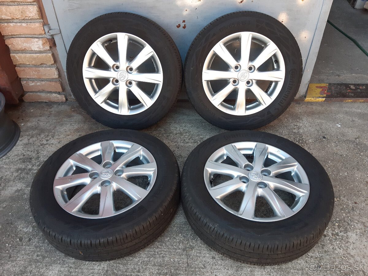 4x100  R15  Toyota Yaris