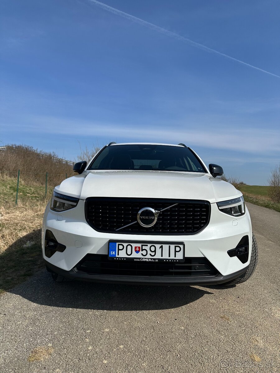 Volvo XC40 B4 AWD Ultimate Dark Mild HYBRID