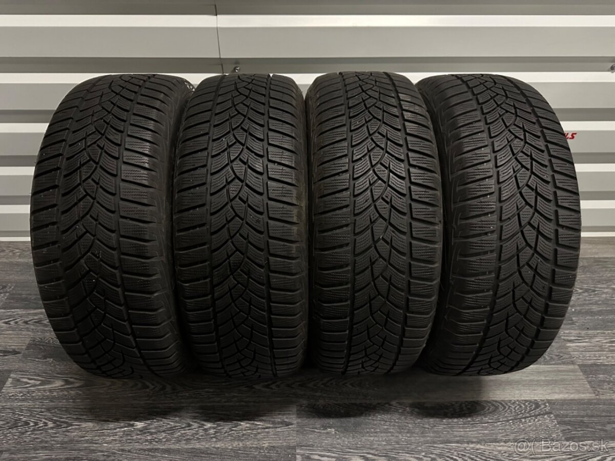 Sada pneu 215/60/16 GOODYEAR