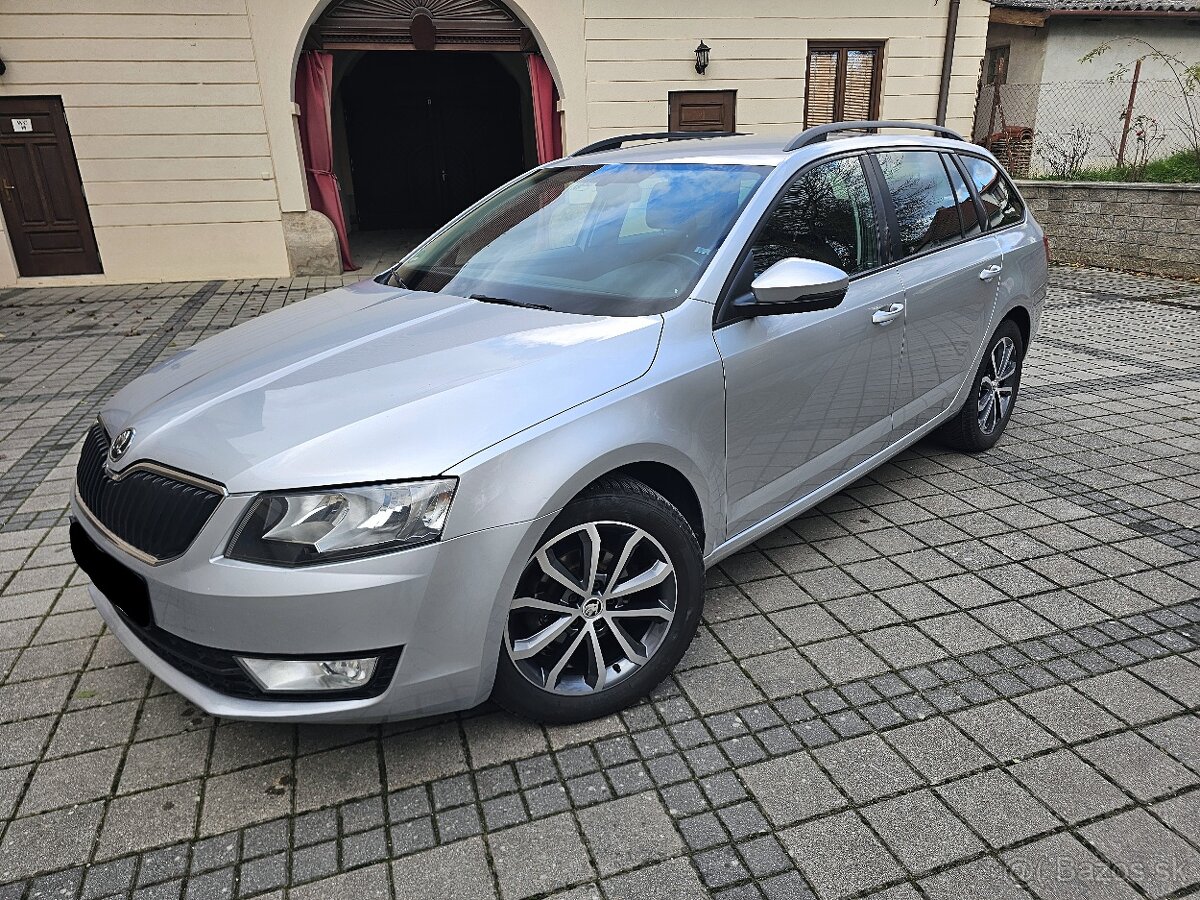 Škoda Octavia Combi 1.6 TDI M5 Ambition Navi DVD Ťažné R17