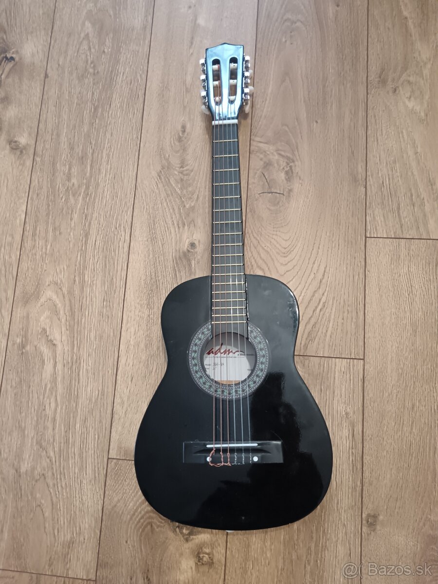 Akustická gitara