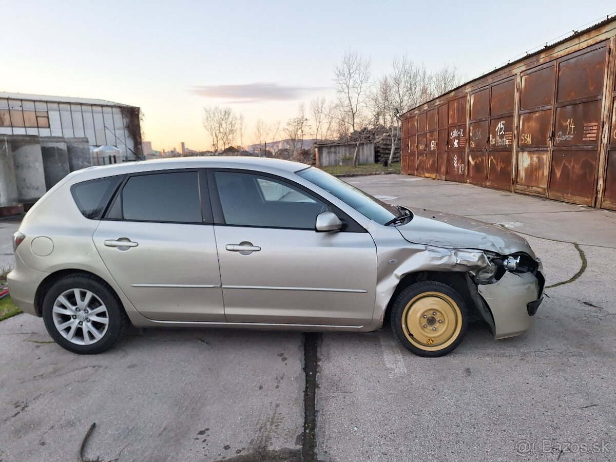 Mazda 3 1.6 benzín 77kw