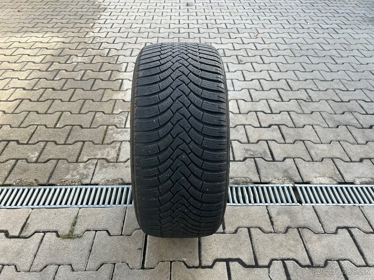 255/45 R18 103V Falken EuroWinter HS01 zimne