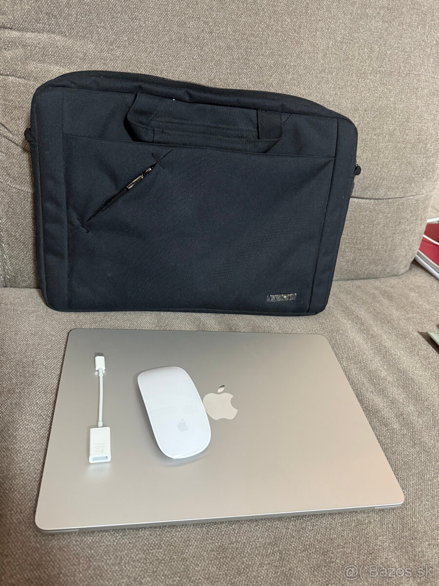 Apple MacBook Air 15" M3 512GB MRYQ3SL/A strieborný