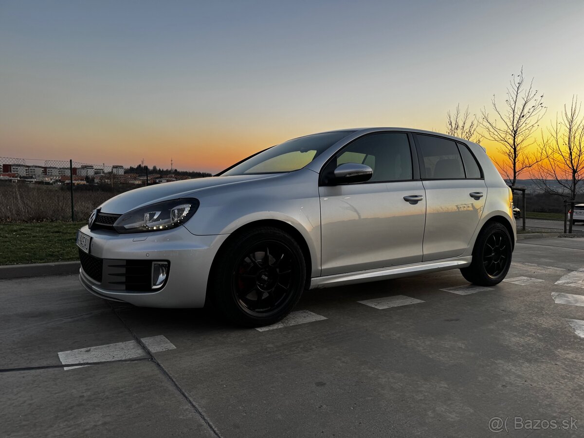 VW GOLF 2.0 GTD