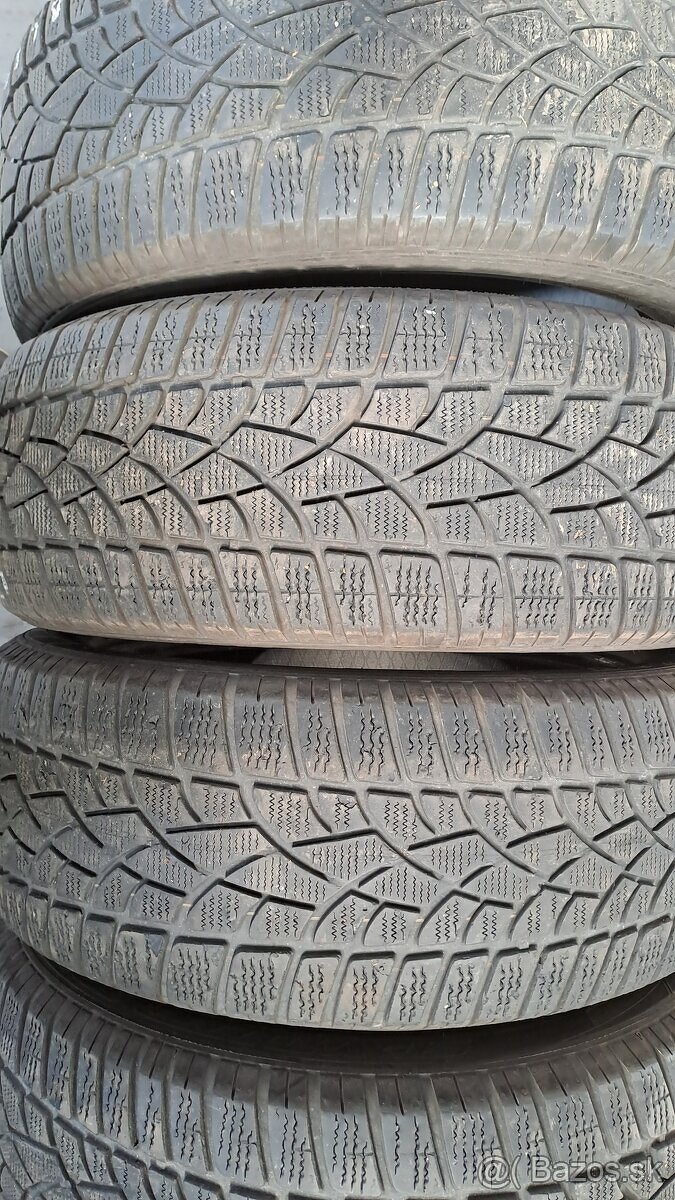 Predám 4ks jazdené zimné 235/50r19-99H Dunlop