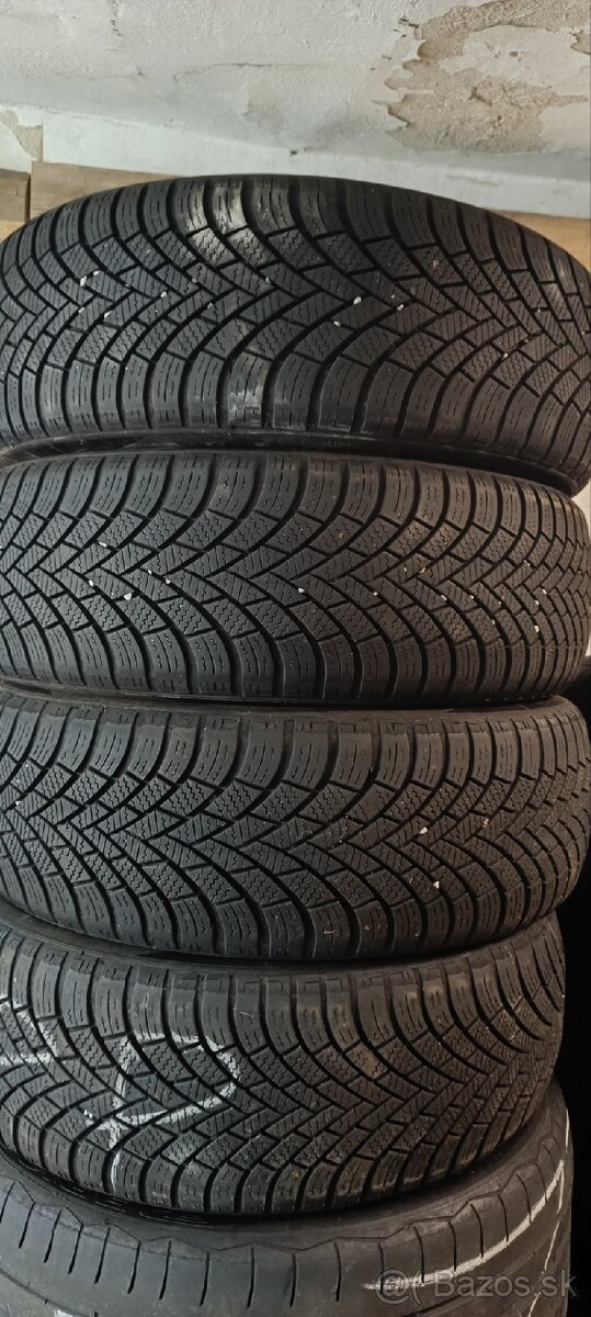 205/60 R16 zimné