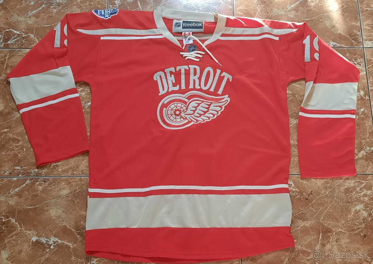 Detroit Red Wings - Yzerman