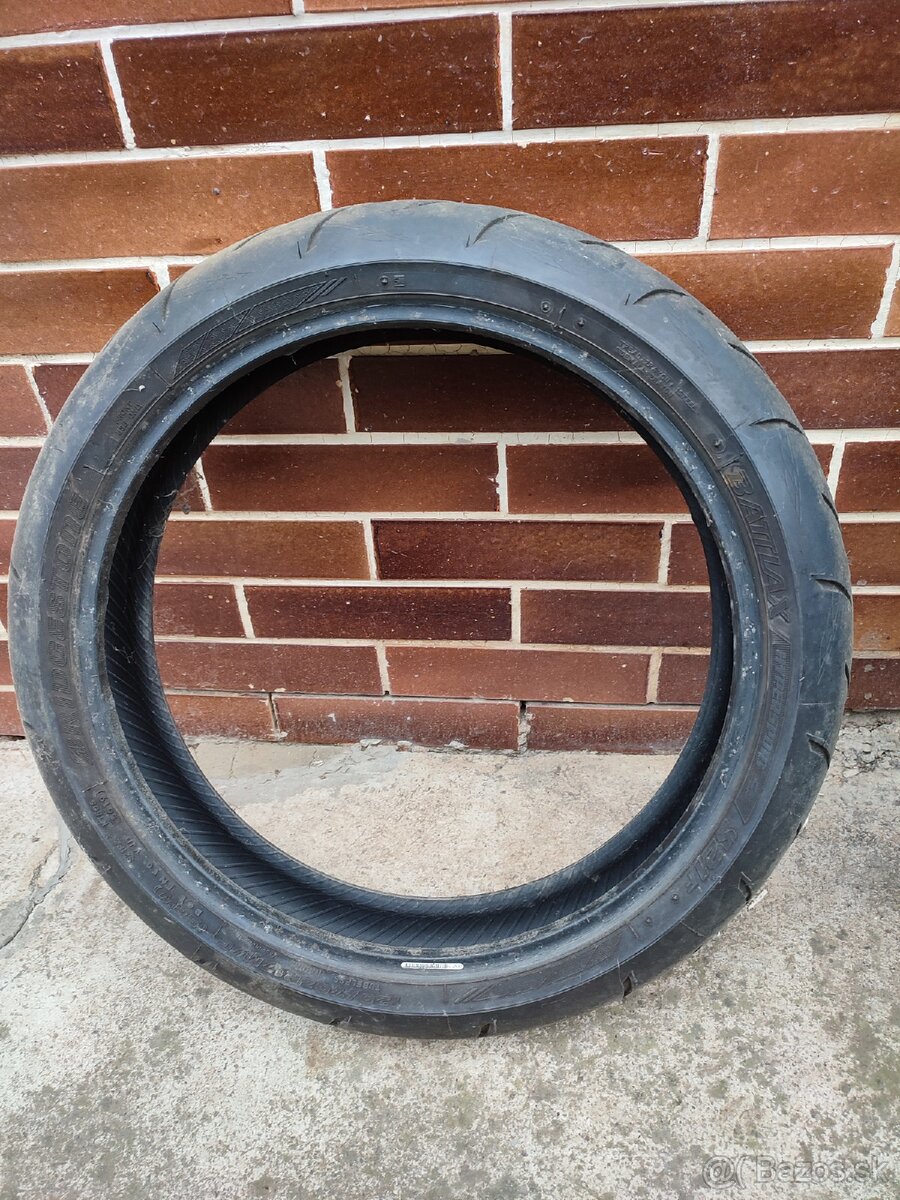 Pneu Bridgestone S21 120/70/17