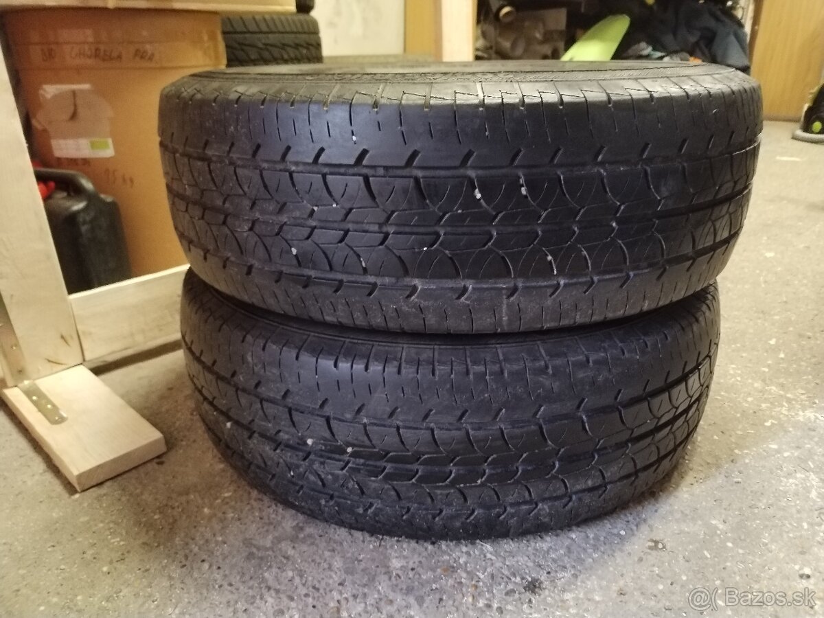 Predám letné pneumatiky 2ks Barum 205/65R16 C