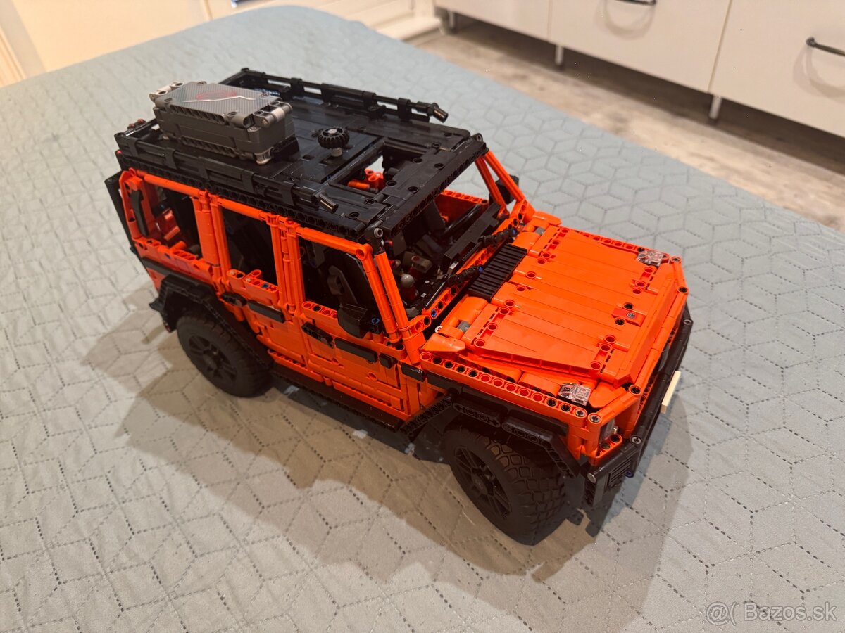 Lego Technic Mercedes Benz G500 42177