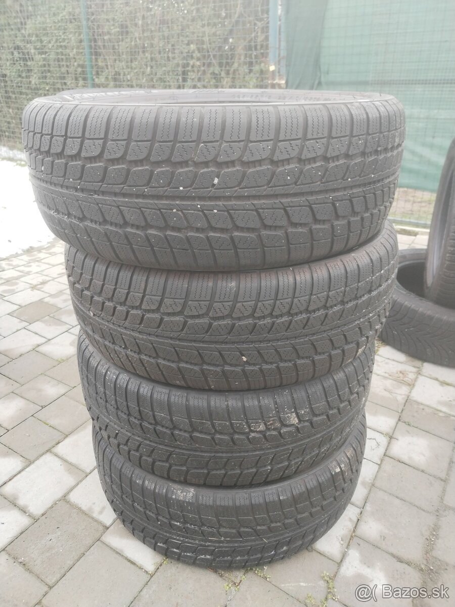 Predam zimné pneumatiky Sunny SnowMaster 225/55R18