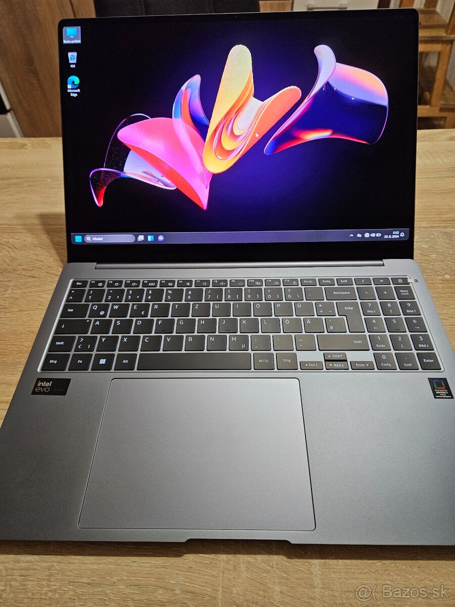 Najnovsi 16 palcovy Samsung galaxy book 4 pro s dotykovym Ol