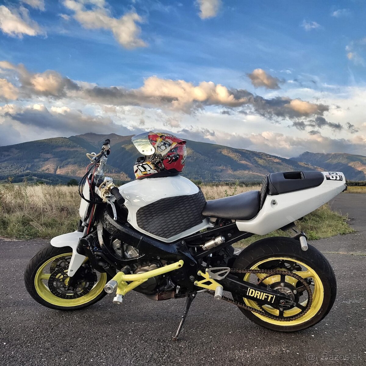 Honda CBR600 f4i Stunt