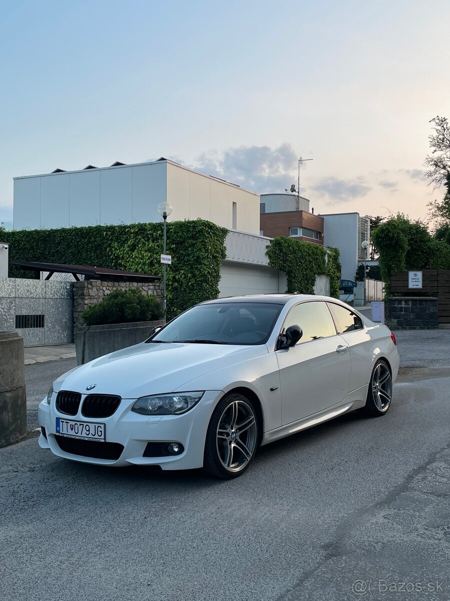 BMW E92 LCI 328iA 172kw 2011 Coupé Alpinweiss 3