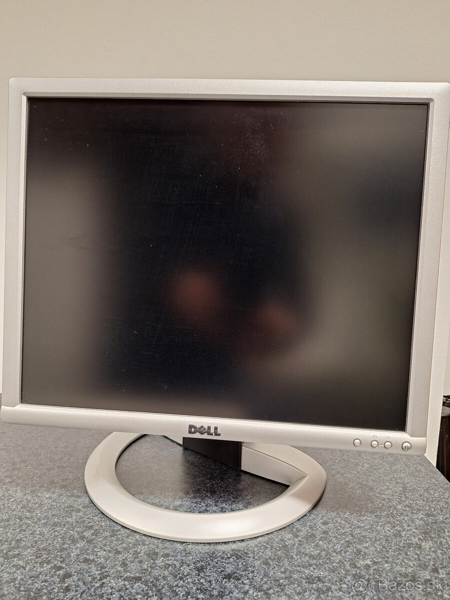 DELL Lcd monitor  19"