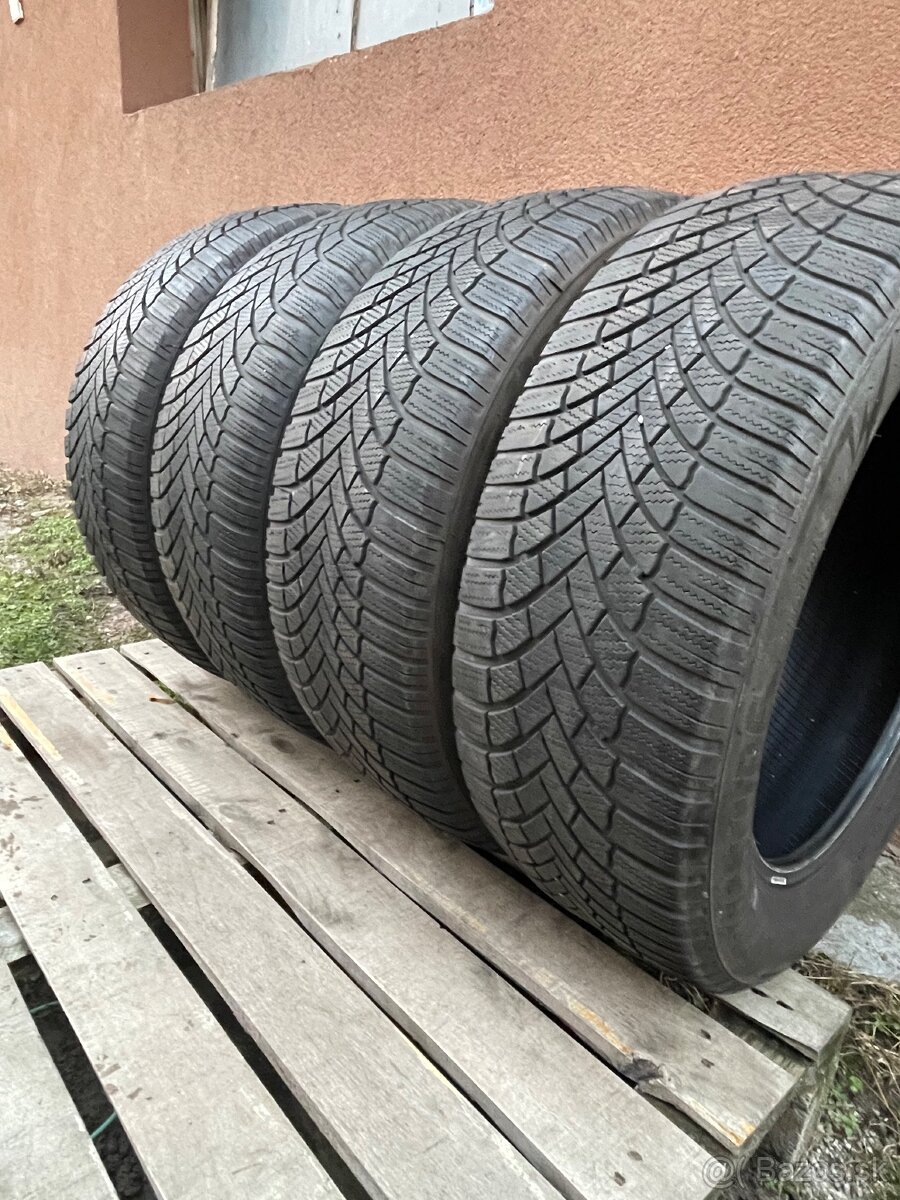 Bridgestone 235/55 R19 4x=250€