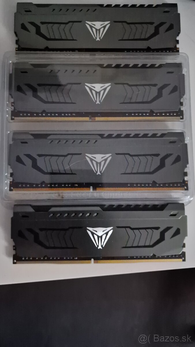 4x 8GB Patriot Viper Steel DDR4 3200mhz CL16