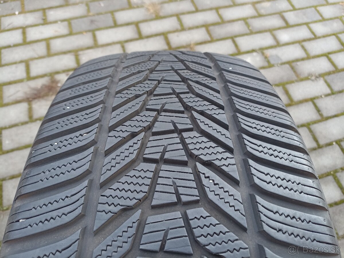 Zimné pneu Hankook Winter Icept Evo 255/45 R19 XL