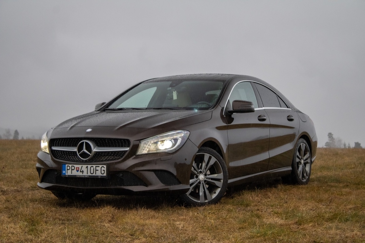 Mercedes-Benz CLA Kupé 180 A/T