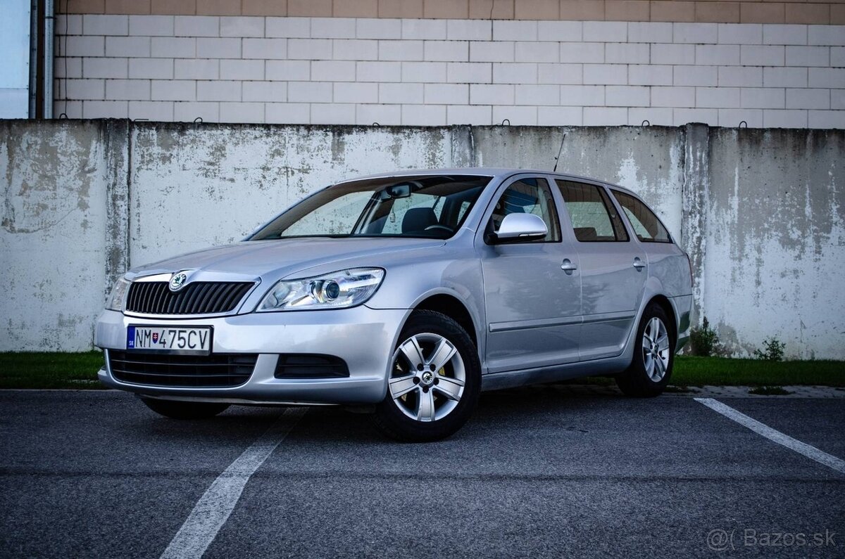 Škoda Octavia Combi 1.6 TDI CR DPF Ambiente DSG