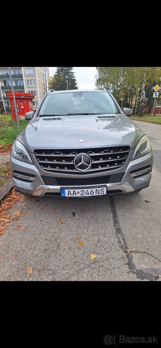 Mercedes-benz trieda ML 350 BLUETEC W166