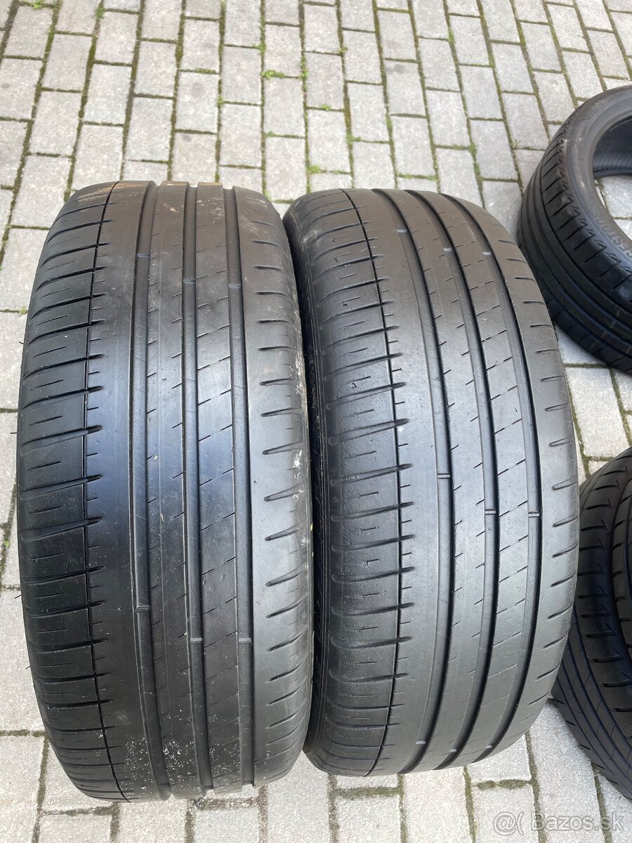 Michelin 215/45 R18 93 W